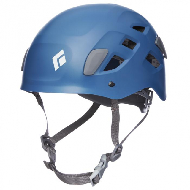 Black Diamond klimhelm met haakjes voor een hoofdlamp.
